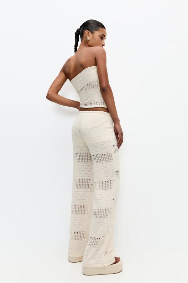 Top calados tipo crochet