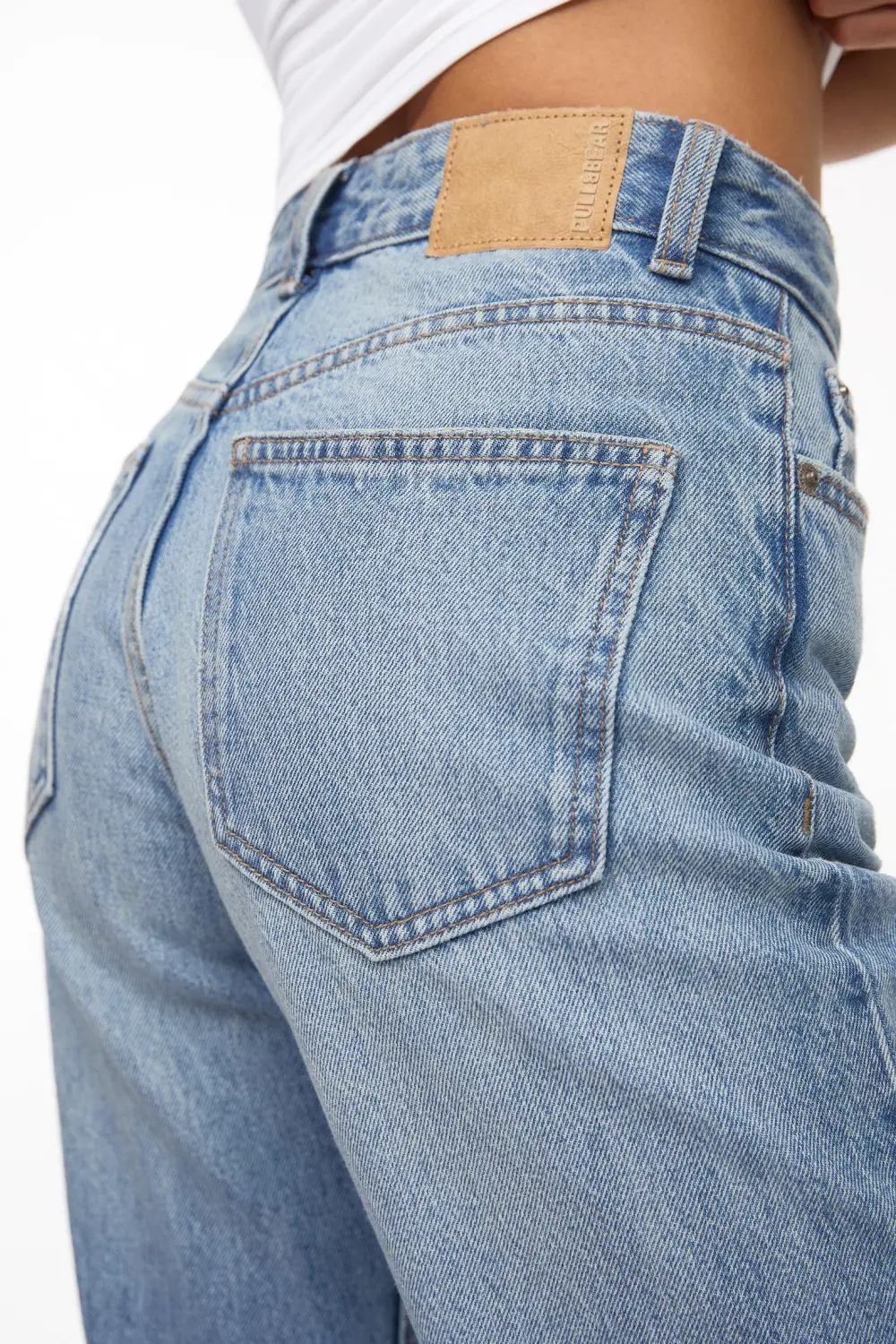 Jeans rectos tiro medio