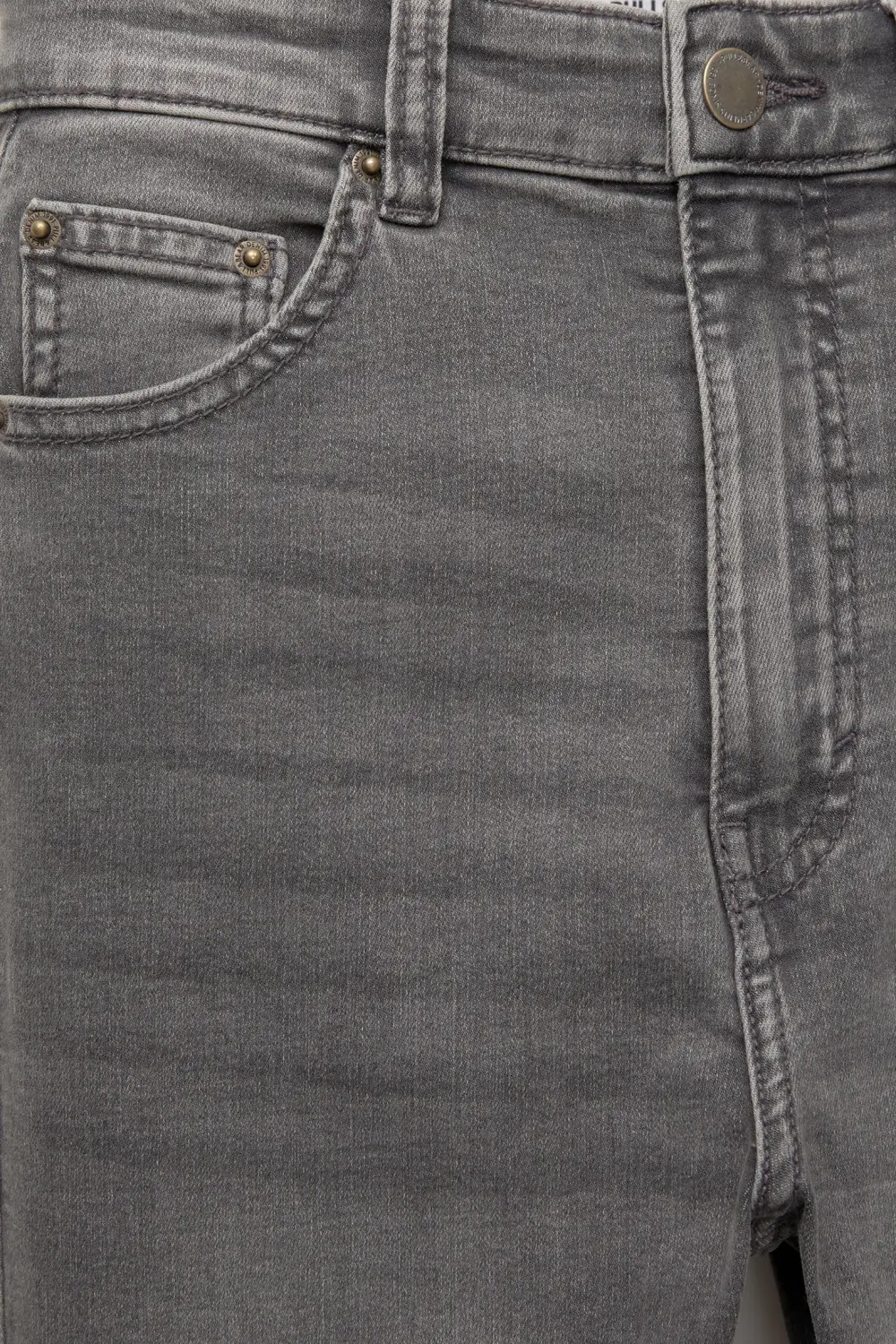 Jeans skinny tiro alto