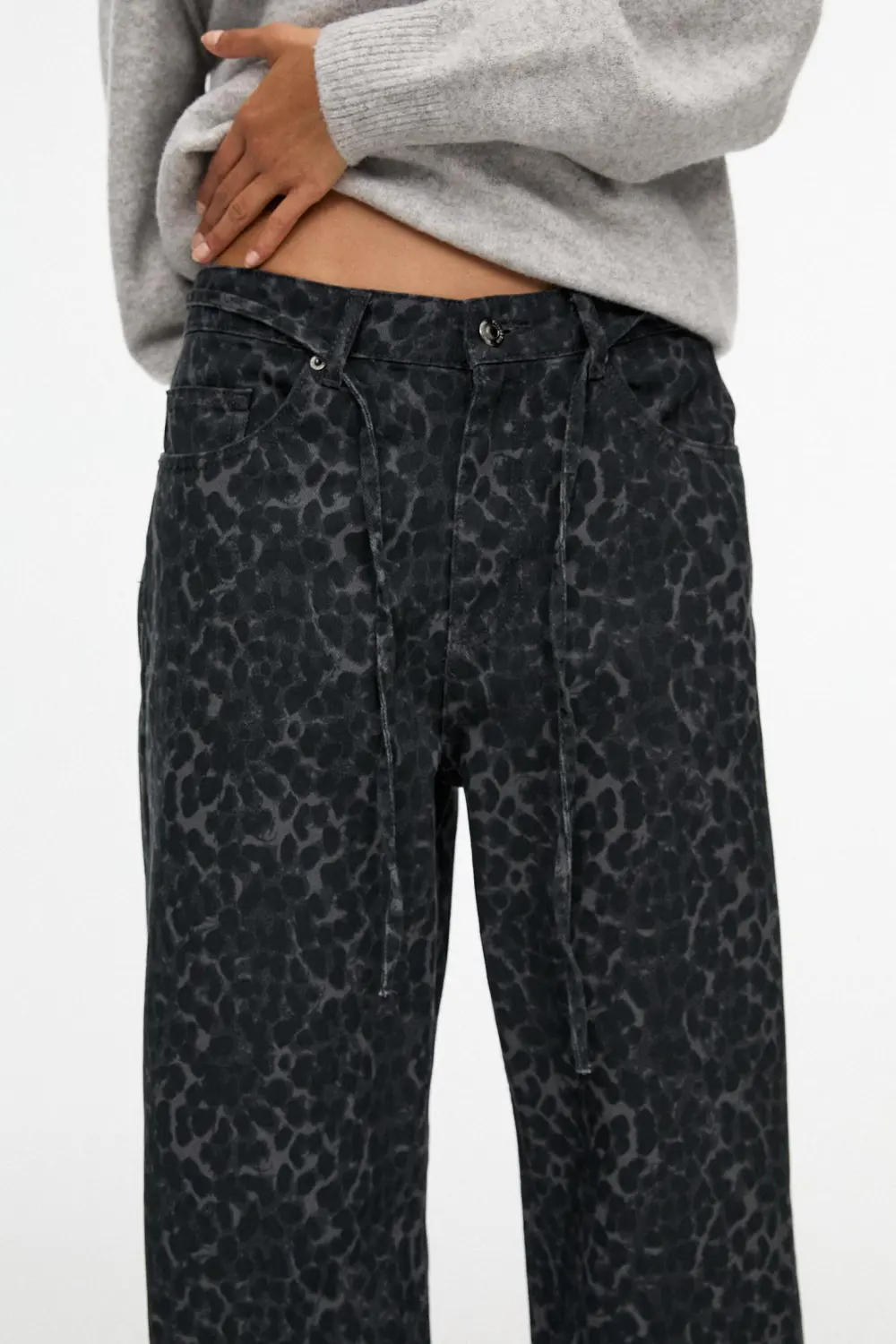 Jeans baggy leopardo