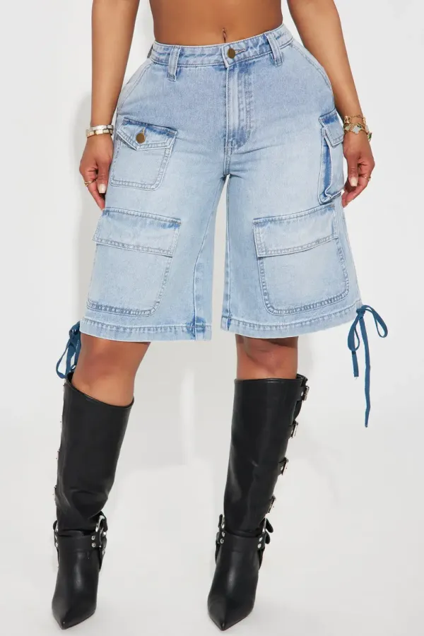 Kent Cargo Denim Shorts - Medium Wash