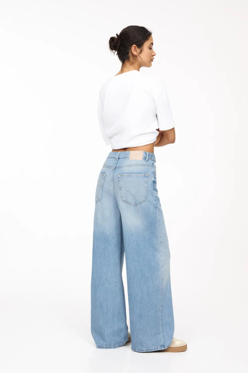 Jeans baggy wide leg detalle trabillas
