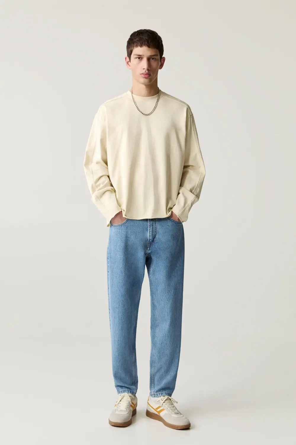Standard jeans
