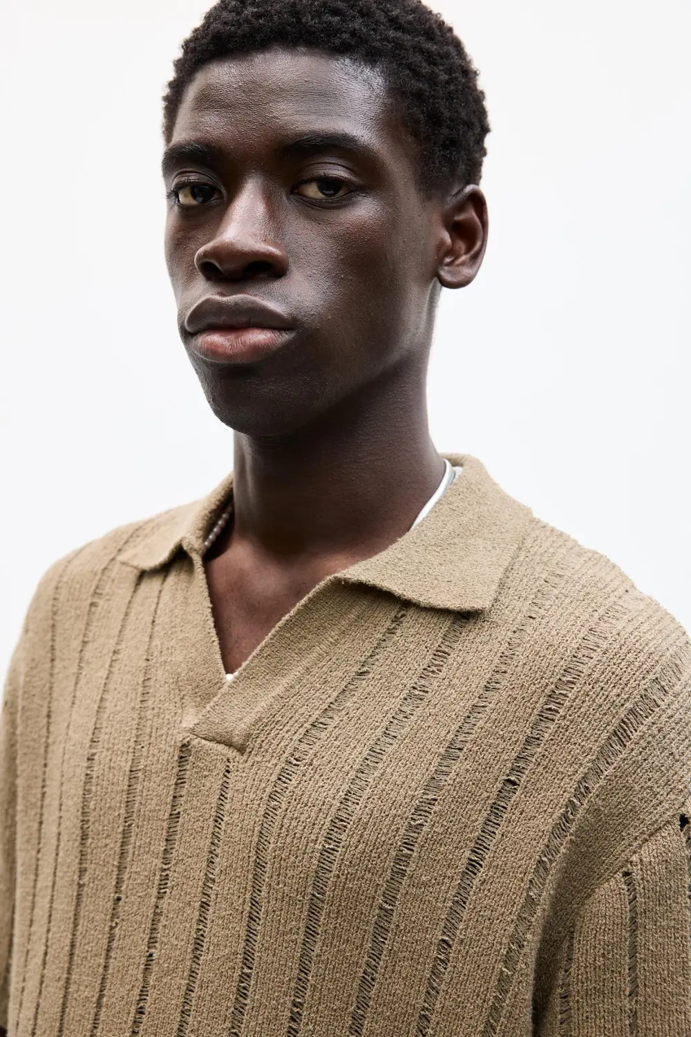 Short sleeve knit polo shirt