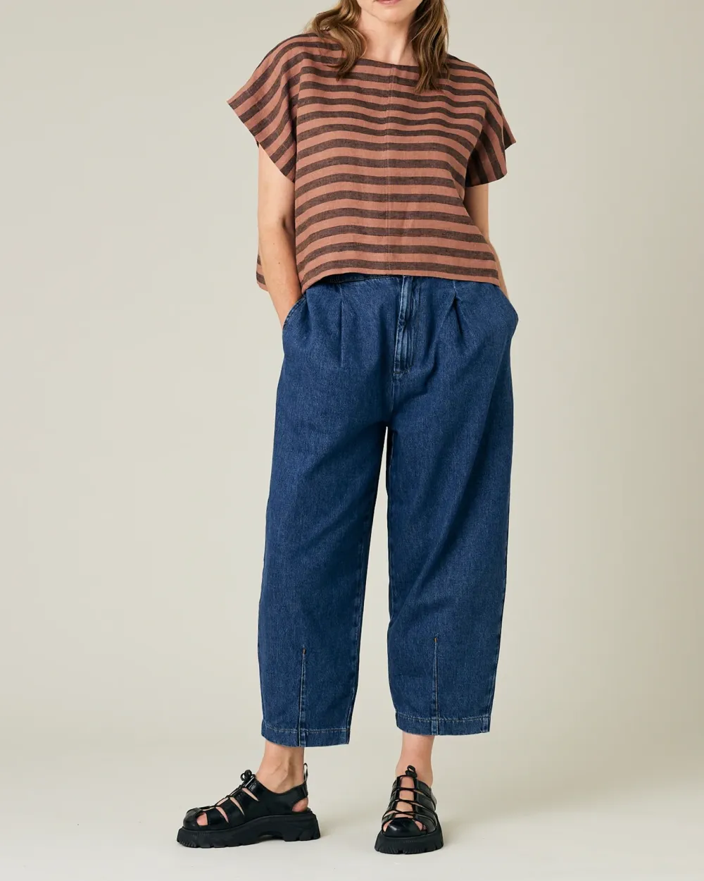 BISCUIT STRIPE LINEN TOP