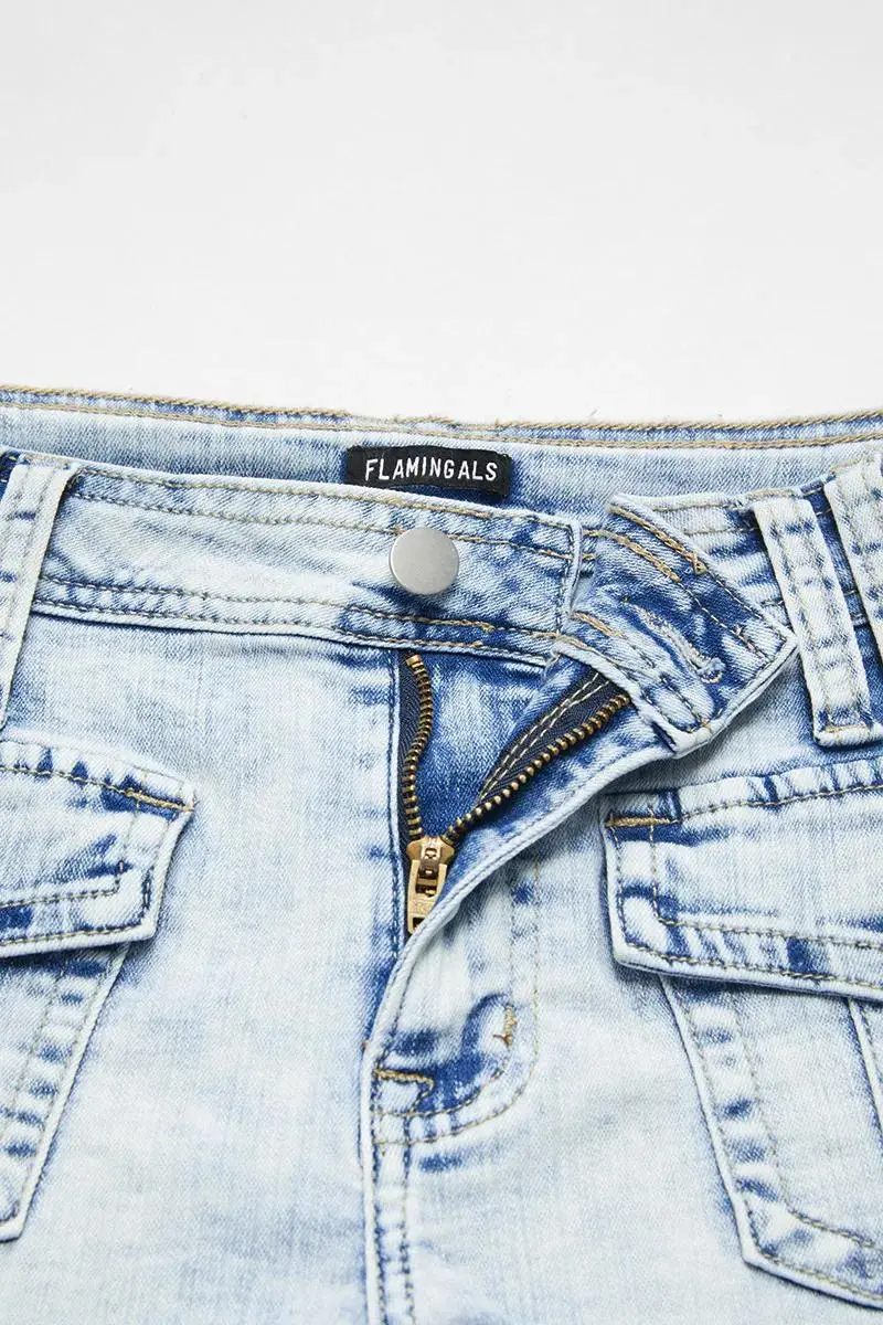 Wash Flap Pocket Front Low Waist Denim Shorts