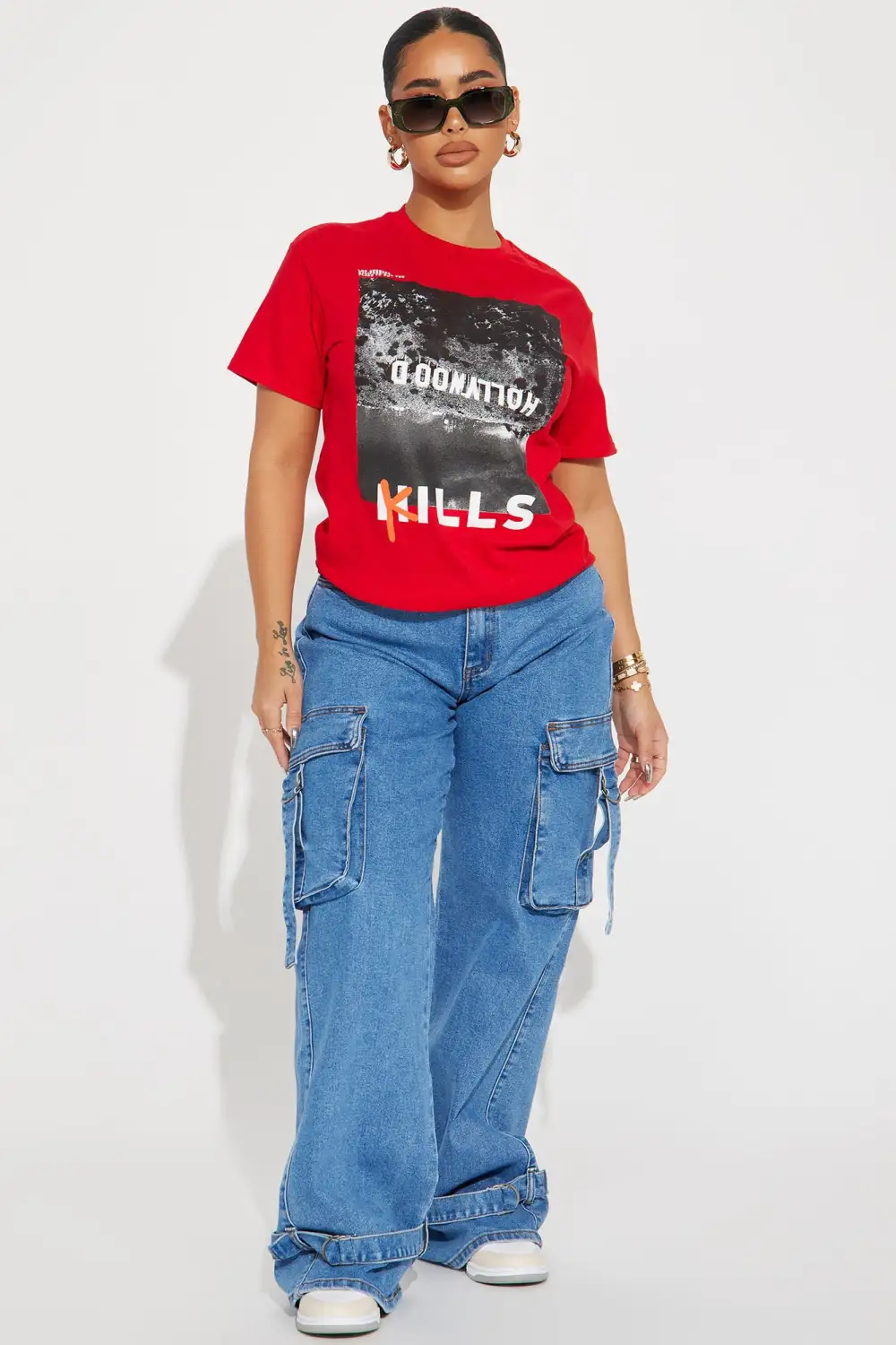 Love Hurts Ankle Strap Cargo Jeans - Medium Blue Wash