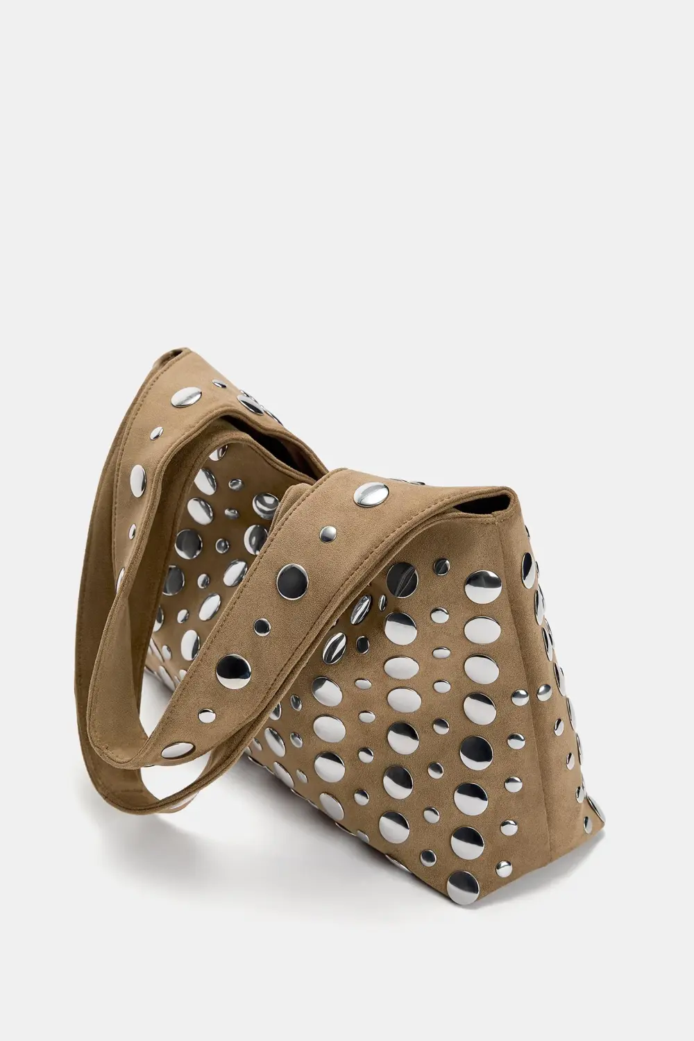 Bolso shopper tachas