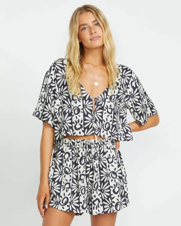 Sunflower Shorts - Black Sands