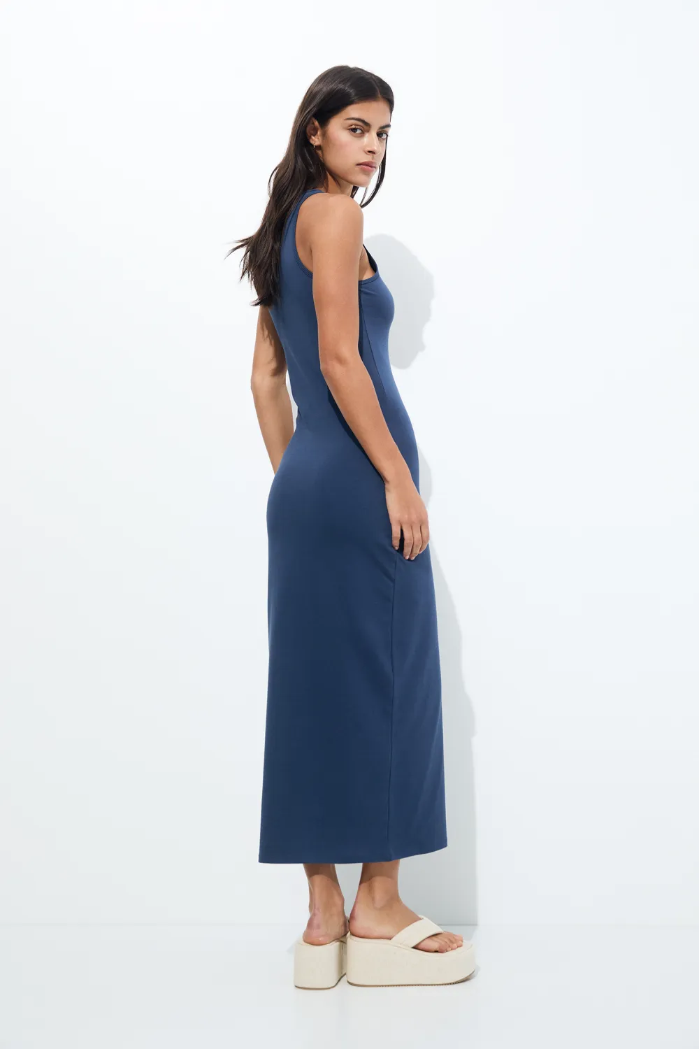 Vestido midi manga sisa halter