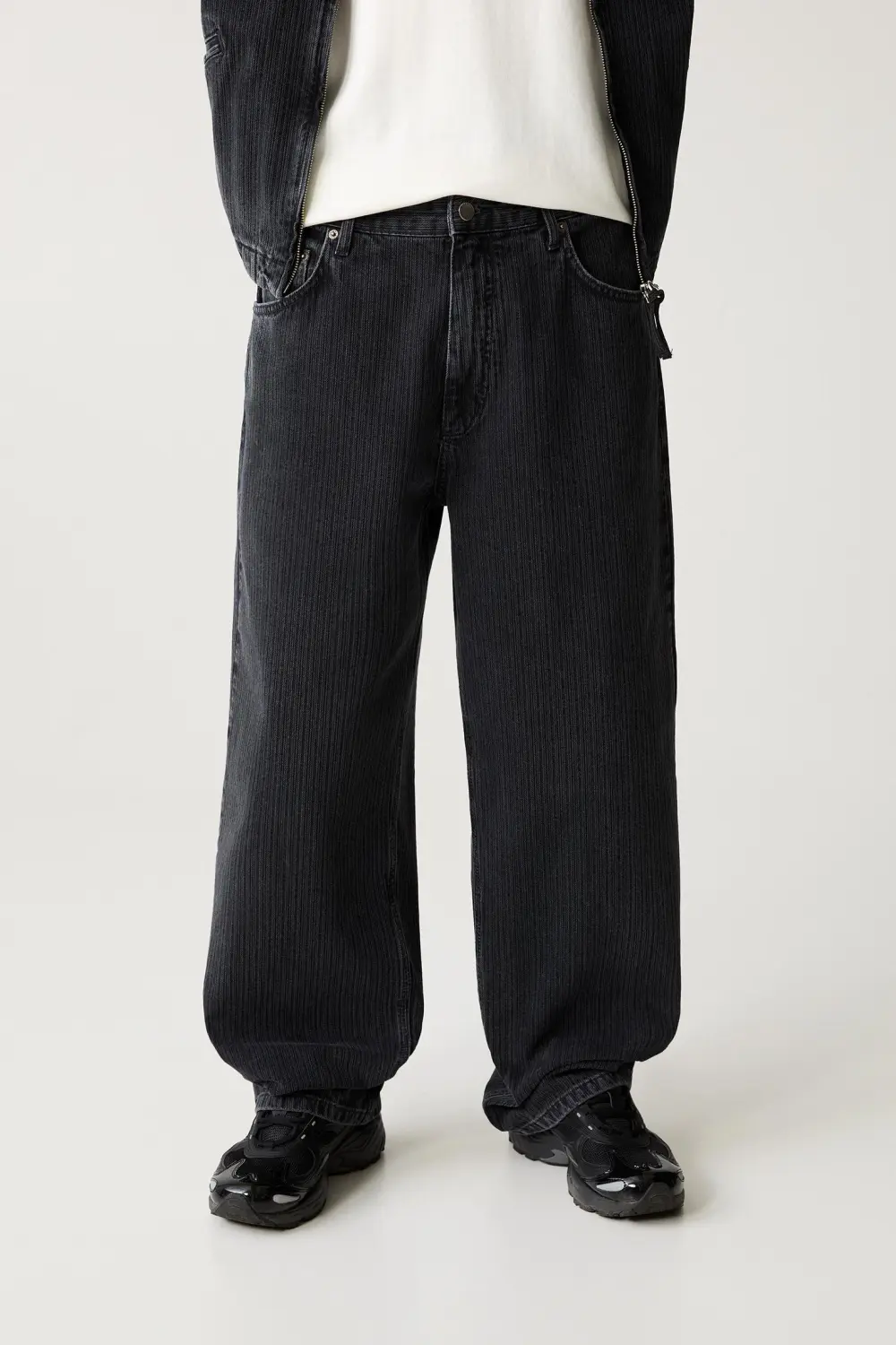 Textured wide leg jeans