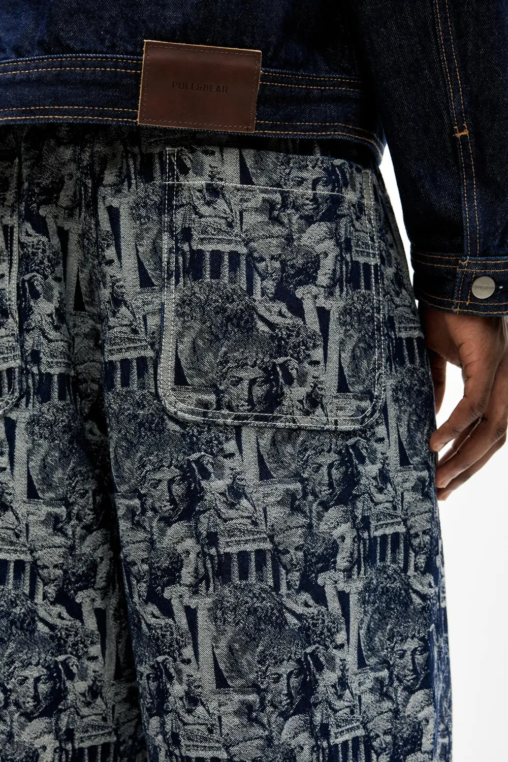 Baggy jacquard jeans