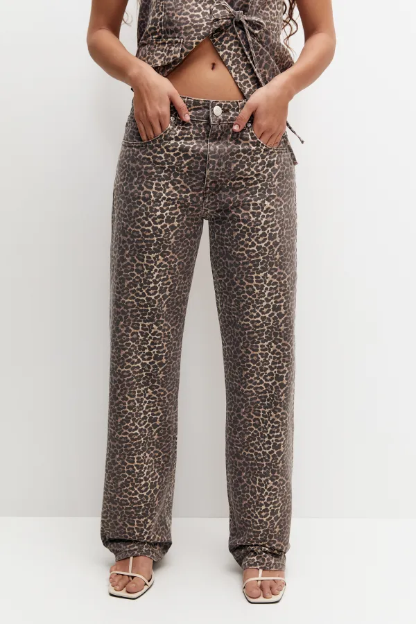Pantalón leopardo recto