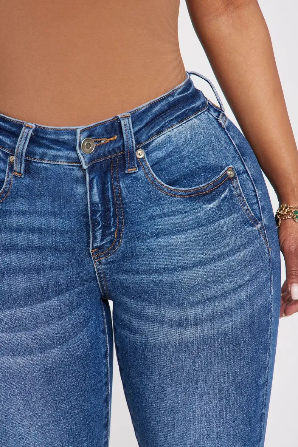 In Plain Sight Skinny Jeans - Medium Wash