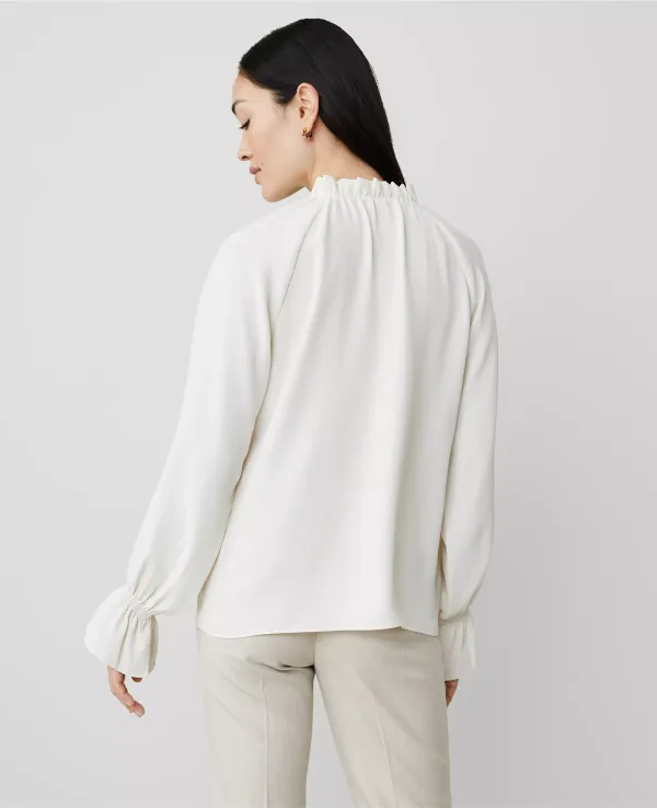 Ruffle Raglan Popover