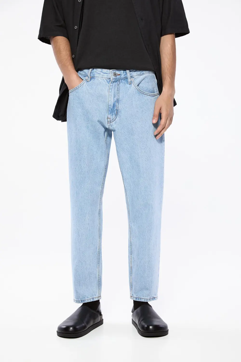Standard jeans