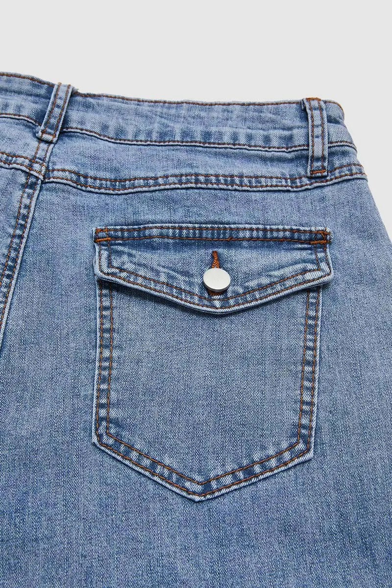 Wash Raw Hem Flap Pocket Mid Rise Straight Leg Denim Bermuda Shorts