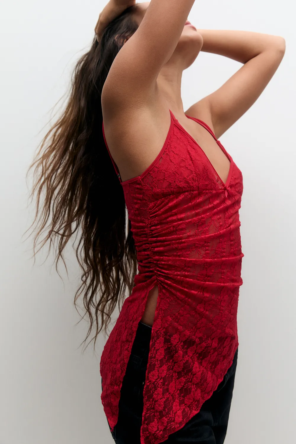 Top rojo encaje