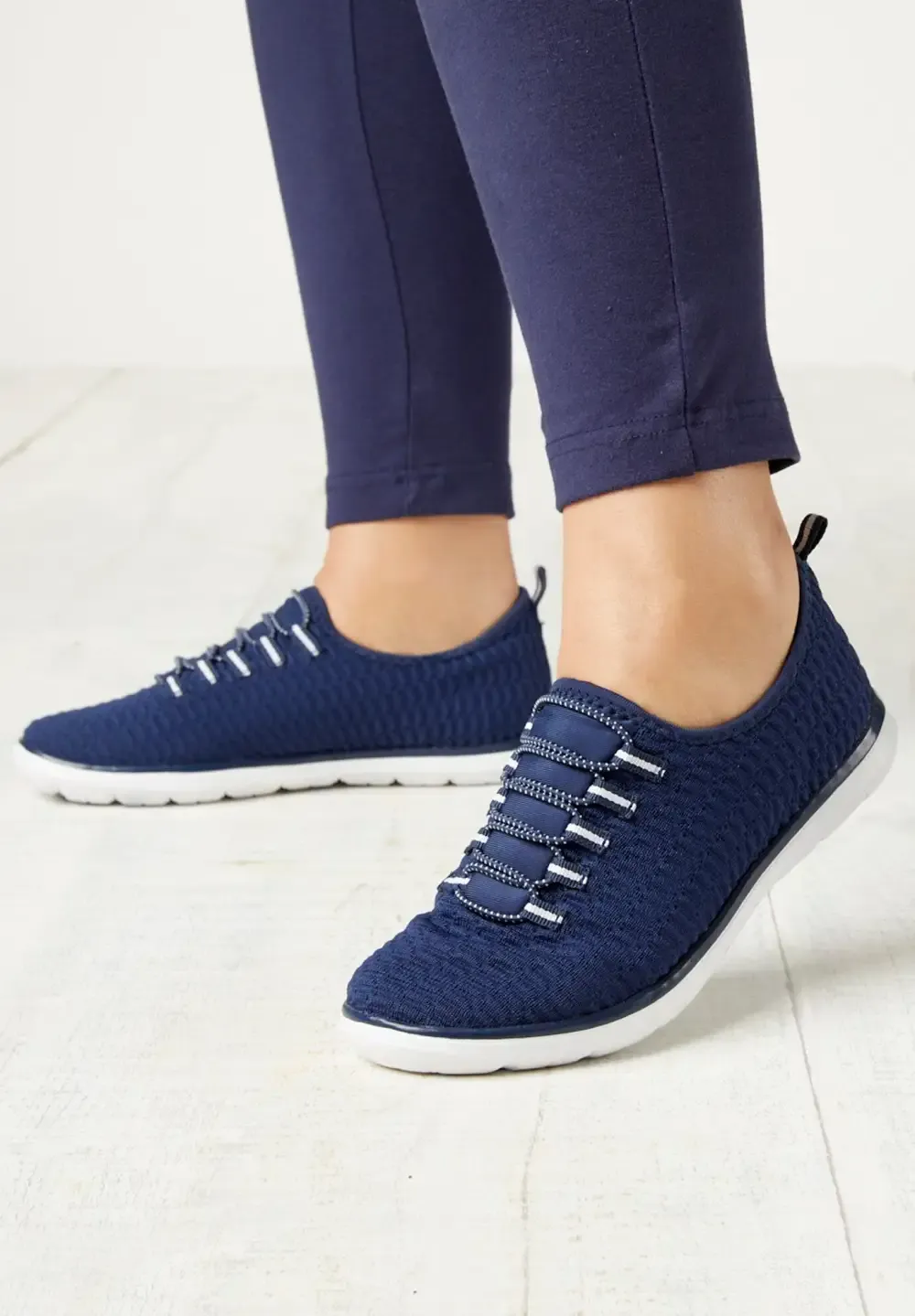CV Sport Ariya Slip On Sneaker
