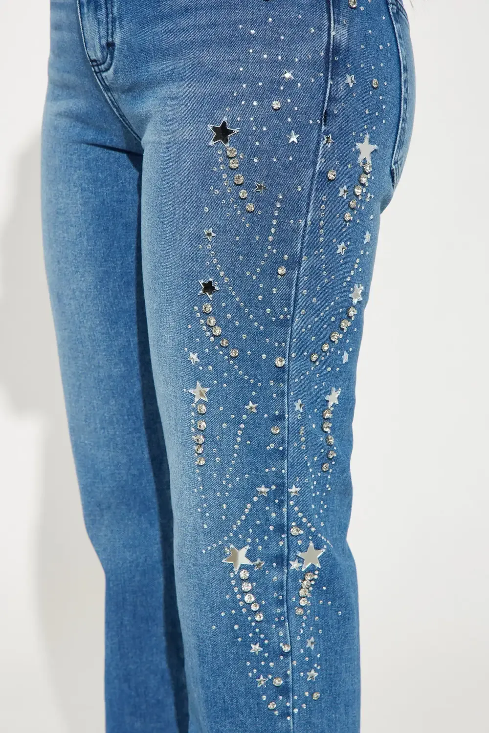 Starstruck Embellished Straight Leg Jeans - Medium Wash