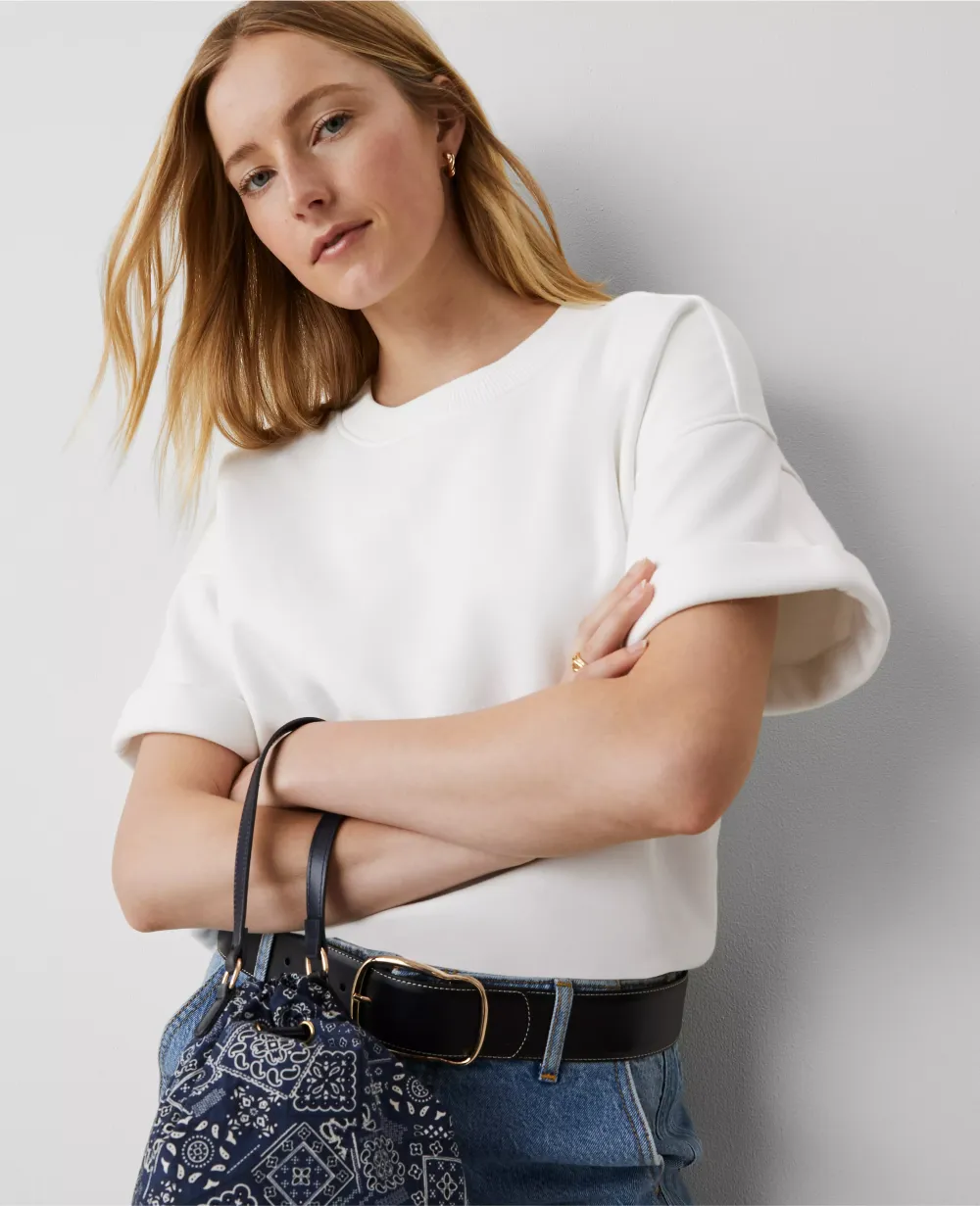 Weekend Collection Sweatshirt Top