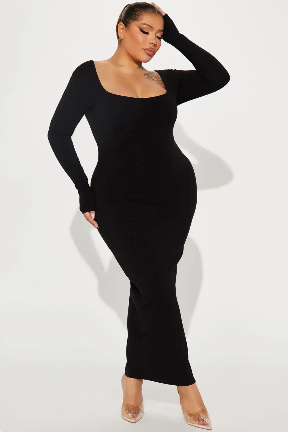 Selena Snatched Maxi Dress - Black
