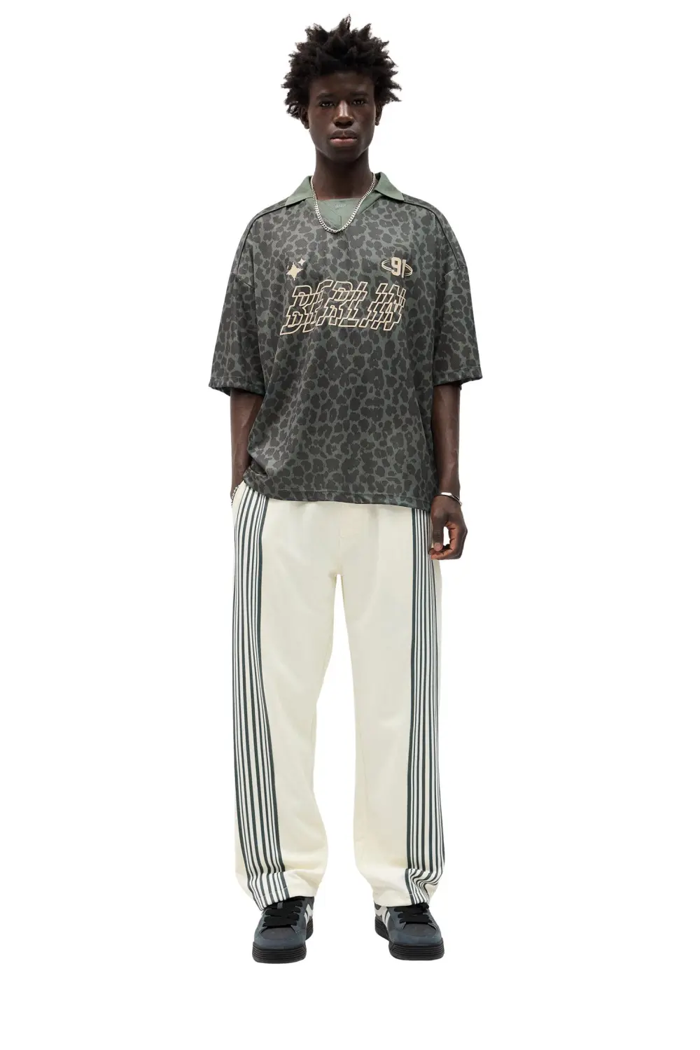 STWD leopard print T-shirt with a polo collar