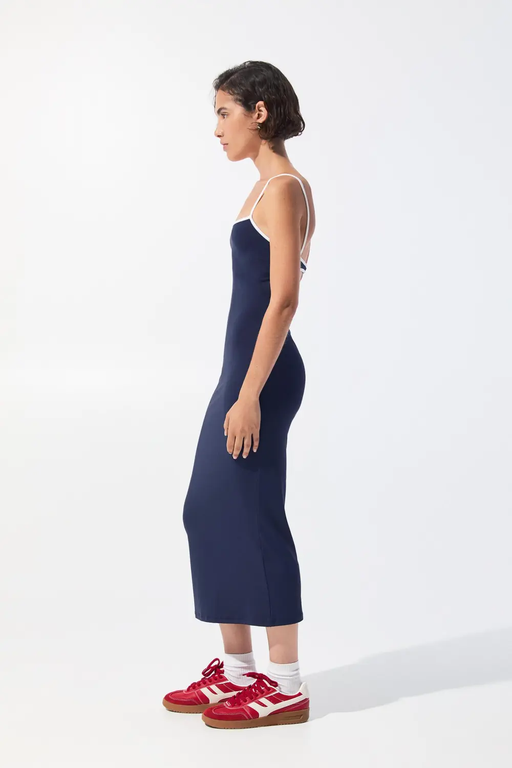 Vestido midi tirantes cut out