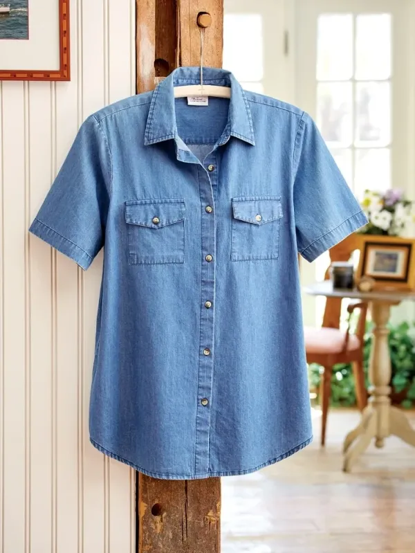 Women's Classic Short-Sleeve Chambray Shirt