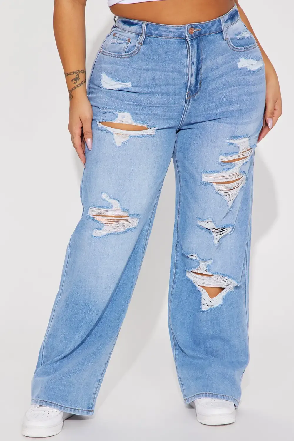 Watch Me Ripped Wide Leg Jean - Light Wash
