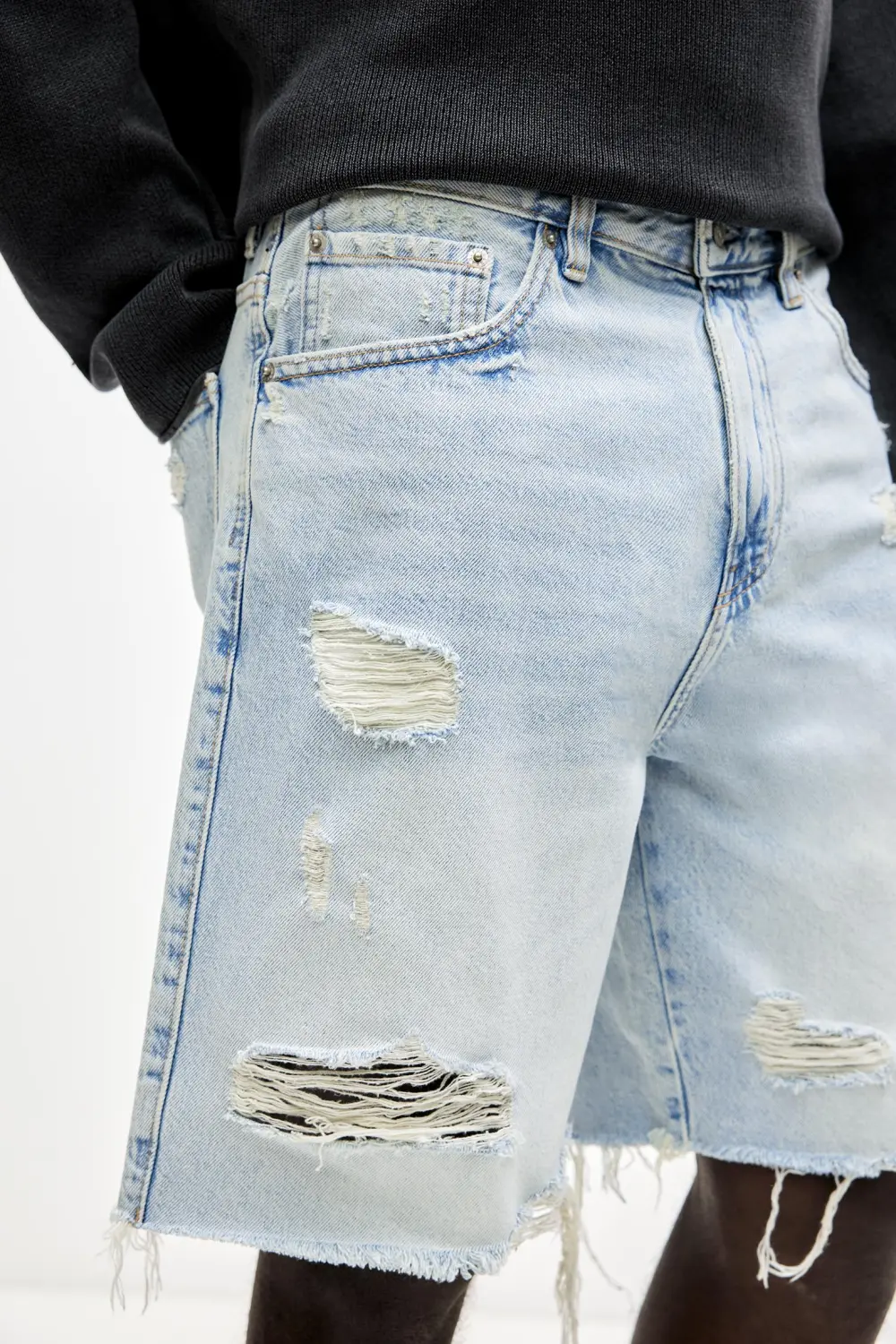 Ripped denim Bermuda shorts
