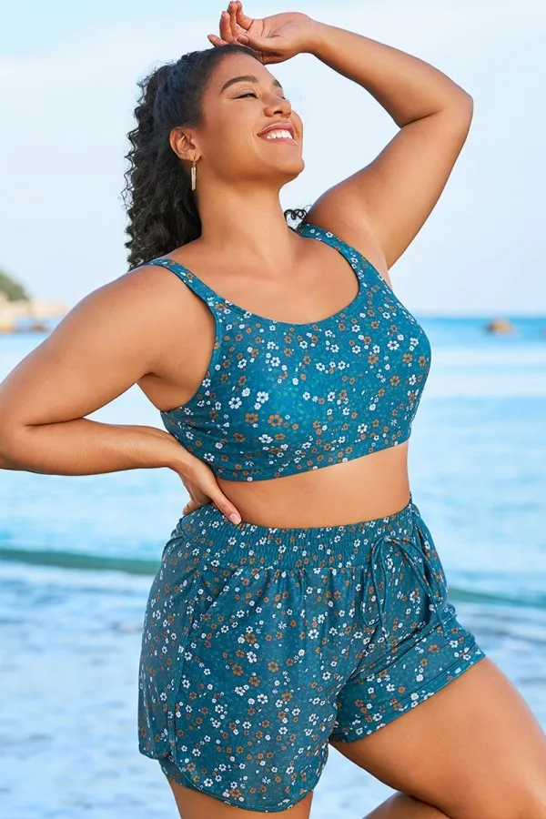 Plus Size Round Neck Black Patchwork Bikini Top