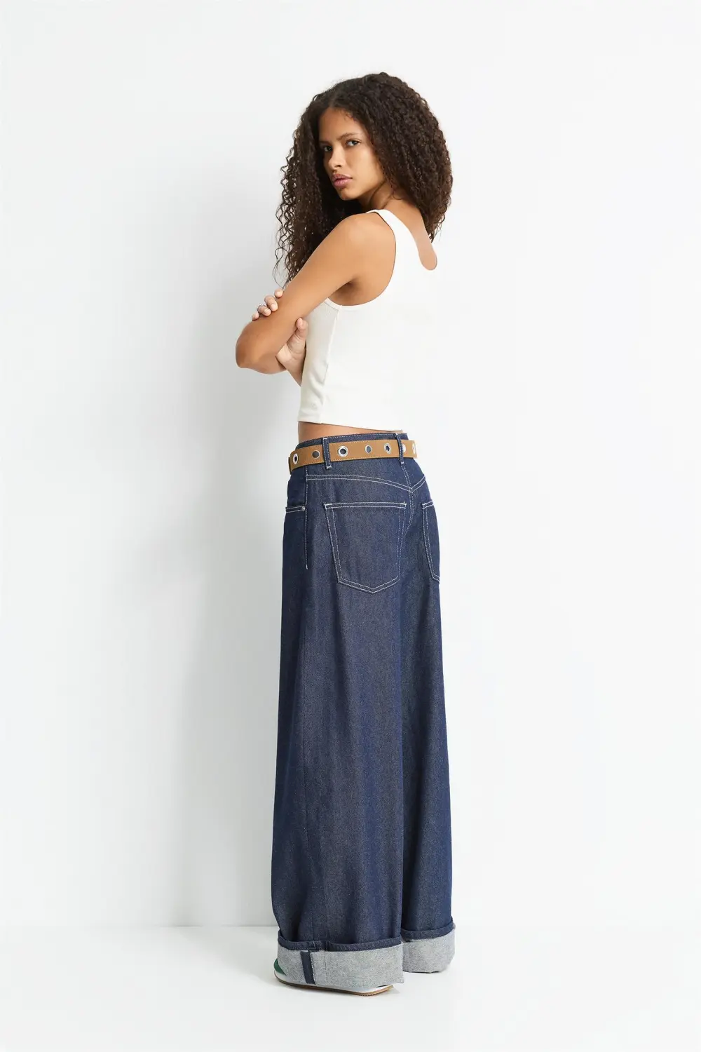 Strappy top with buttons