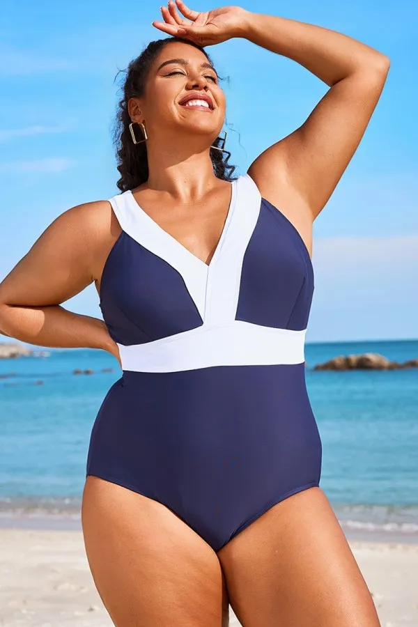 Plus Size Colorblock Plunging One Piece Swimsuit