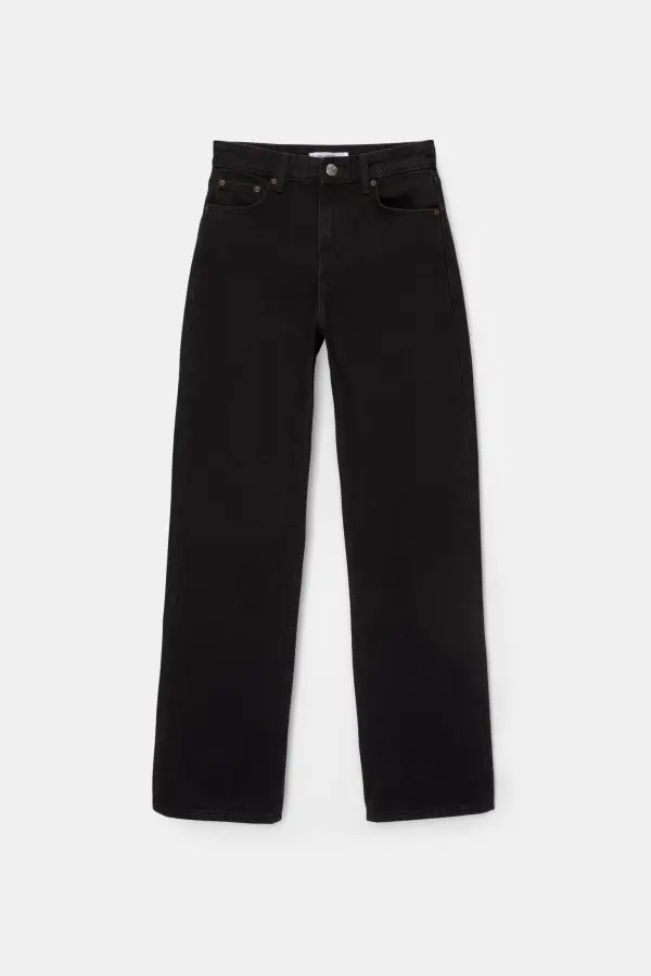 Jeans rectos tiro medio