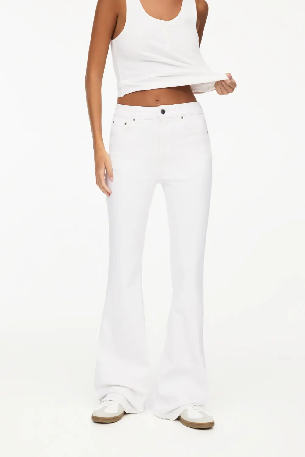 Jeans flare tiro alto