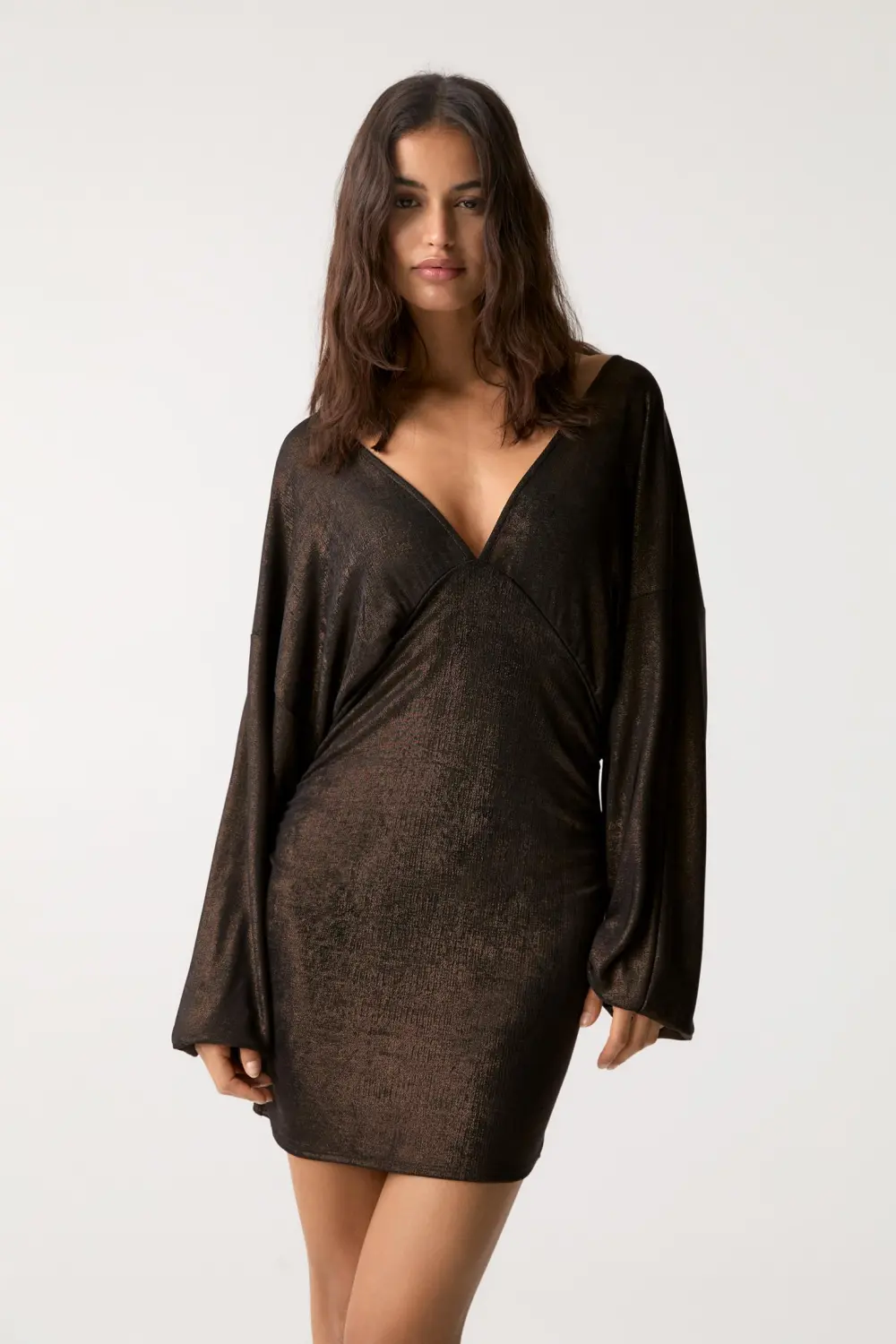 Vestido corto tejido metalizado