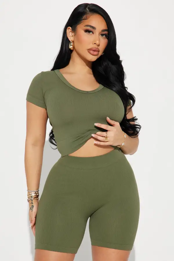Alisa Seamless Short Set - Olive