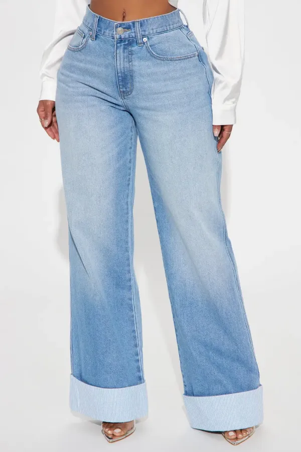 Well Suited Cuffed Stretch Wide Leg Jeans - Light Wash