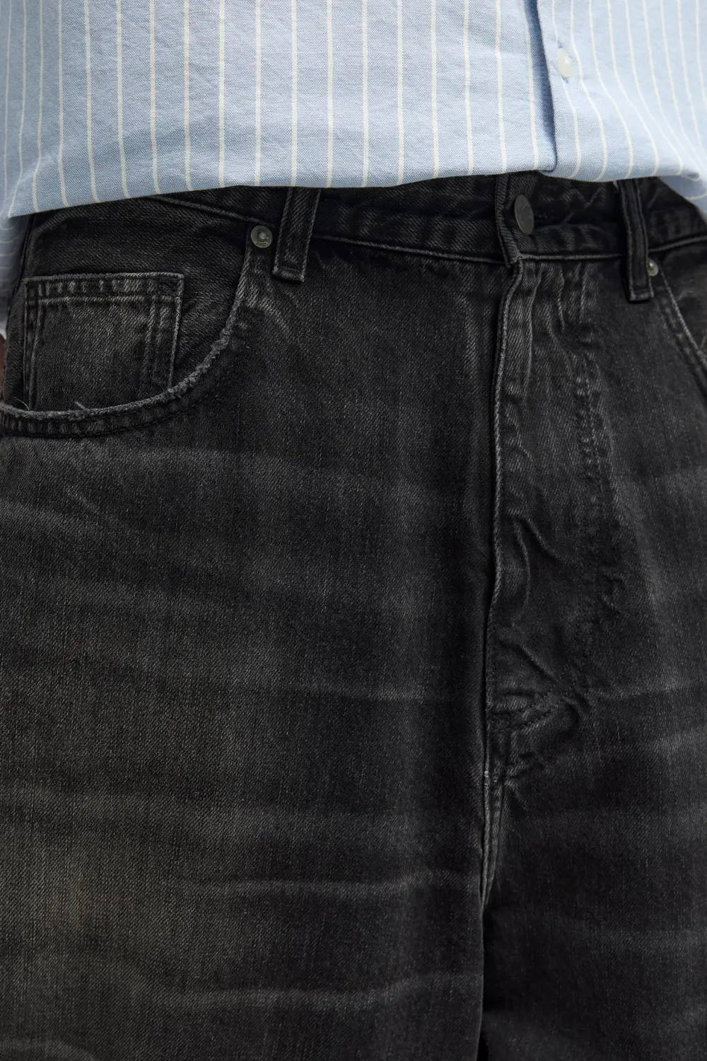 Super baggy washed finish jeans