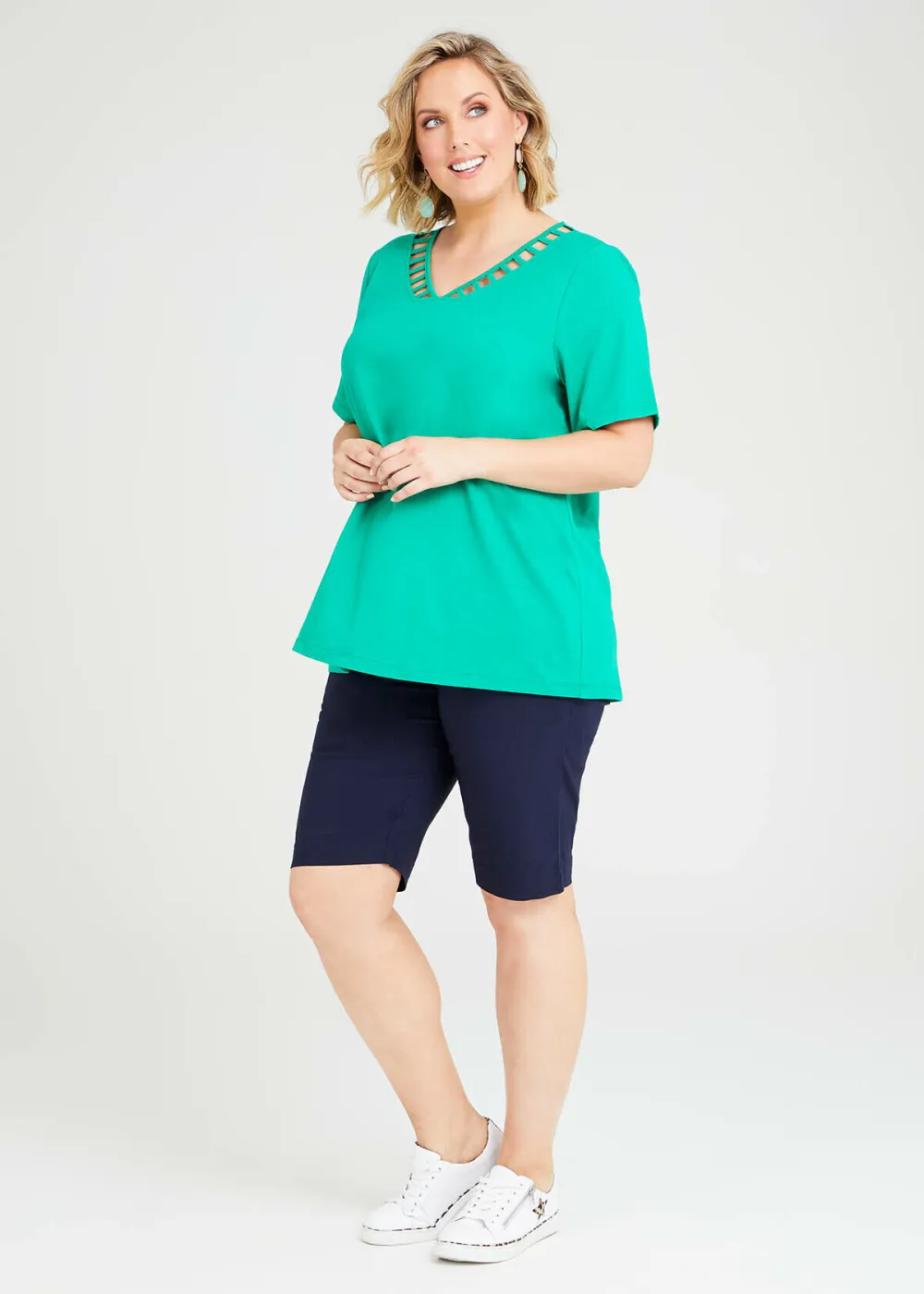Expose Short