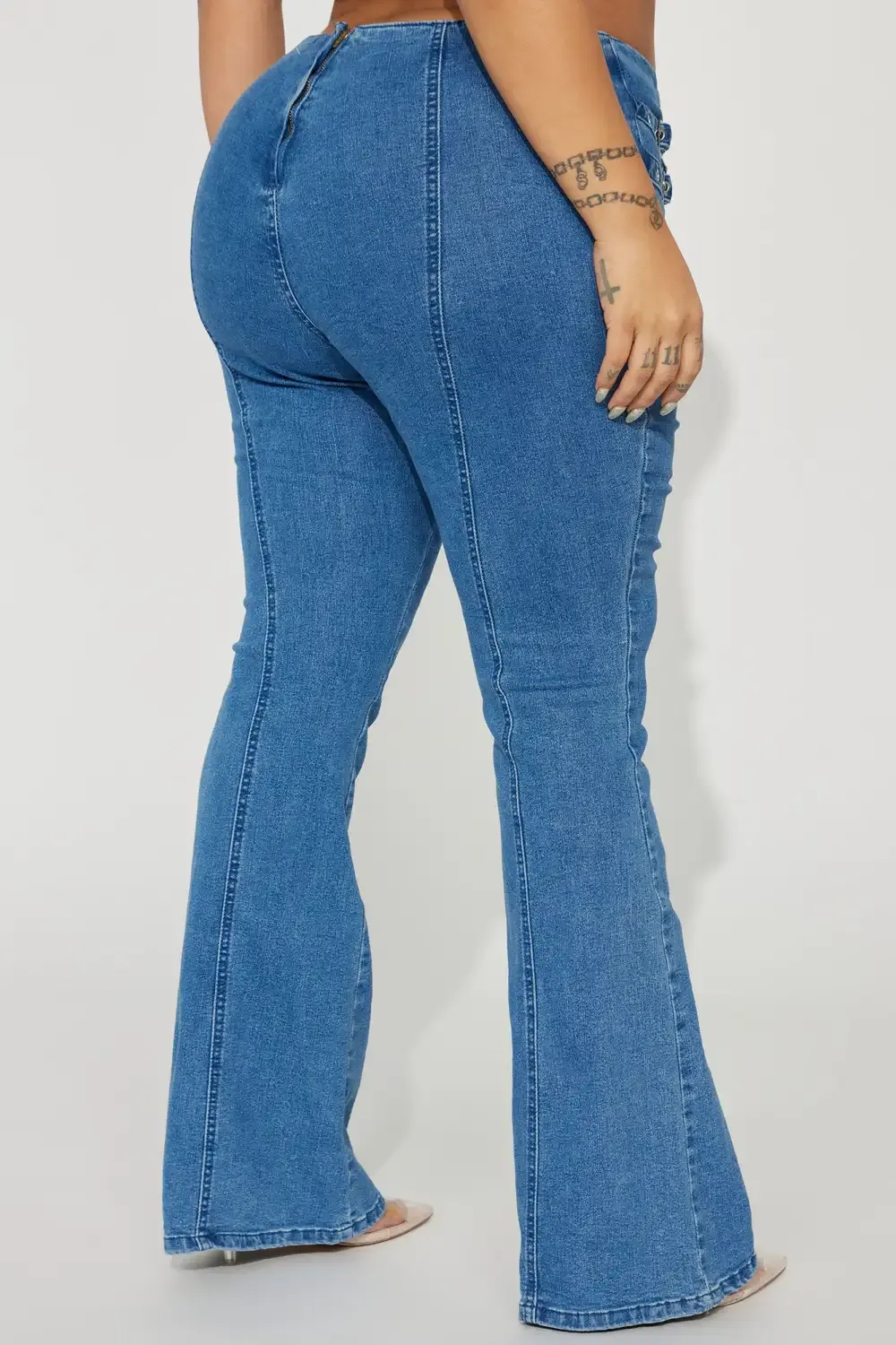 Blinding Love Buckle Stretch Flare Jeans - Medium Wash