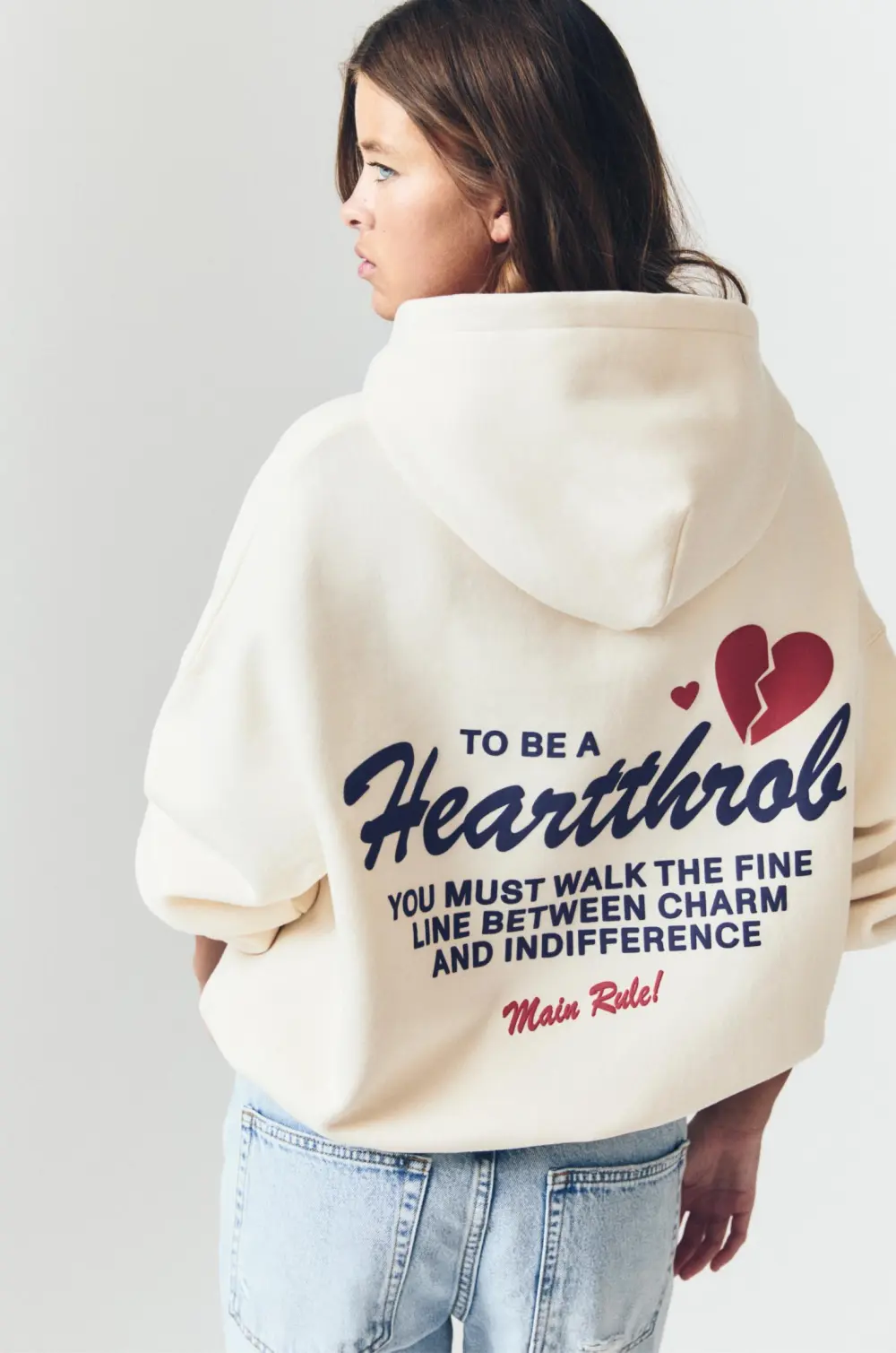 Sudadera capucha corazón roto
