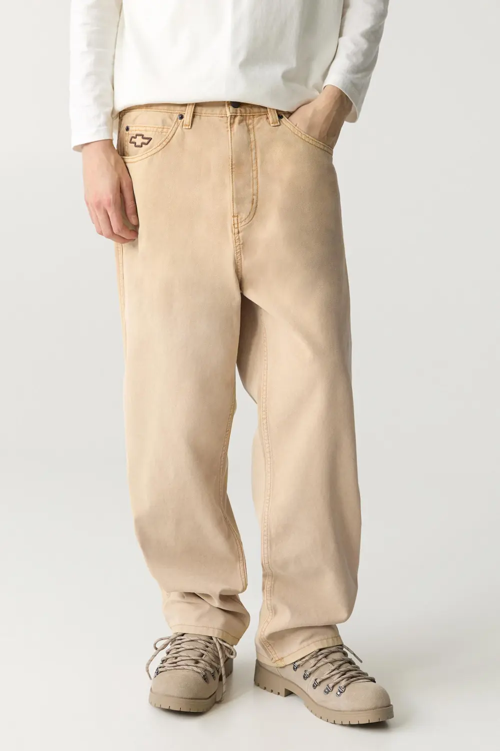 Wide-leg Chevrolet jeans