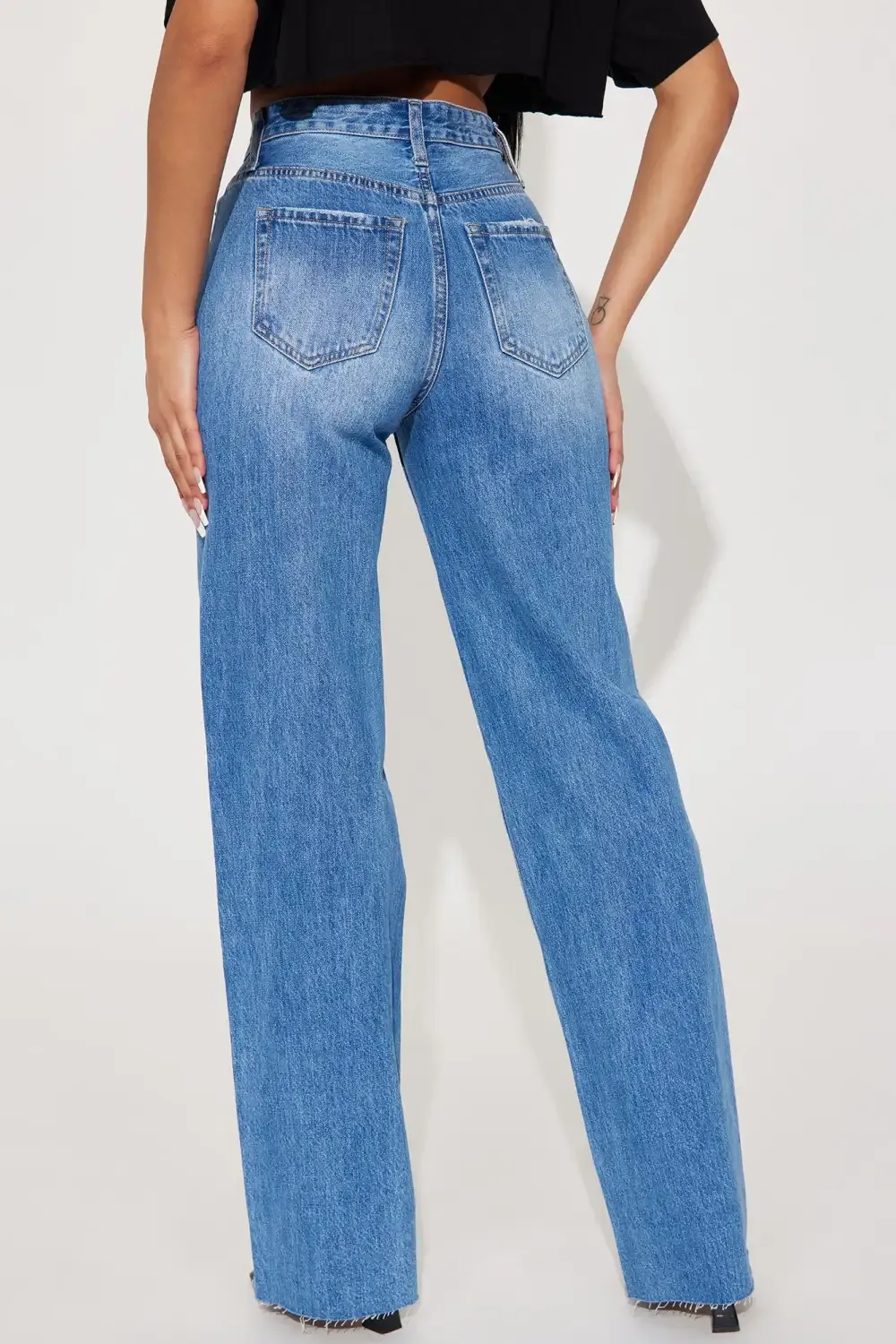 Worth The Wait Ripped Straight Leg Jean - Medium Wash