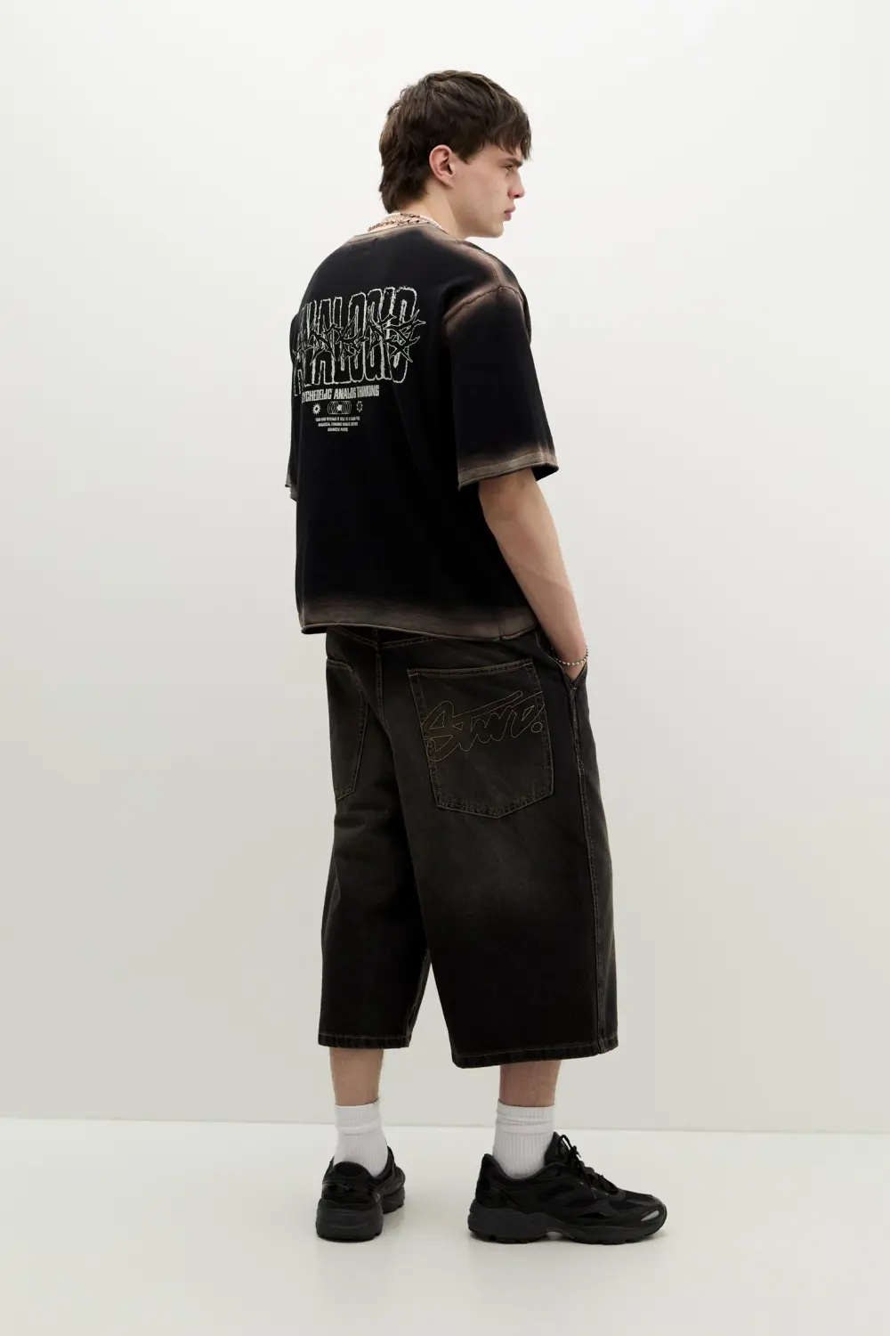 Knit T-shirt with faded edges