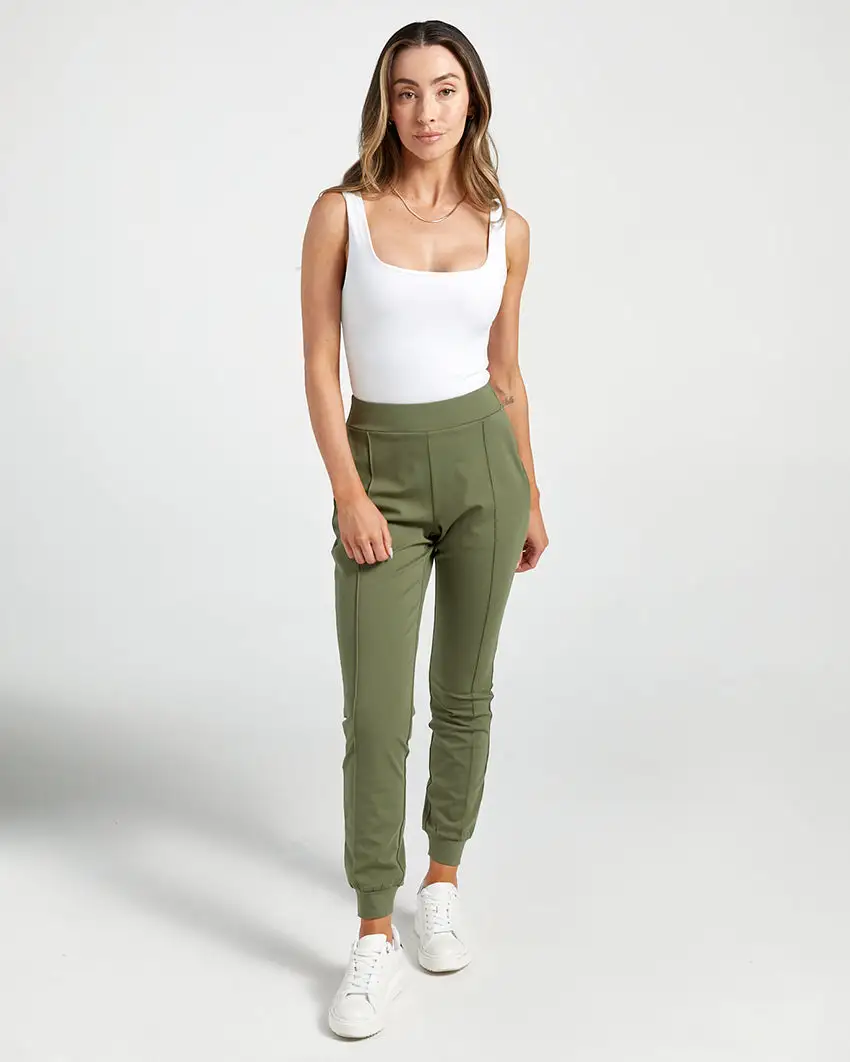 Women'S Elite+ Pintuck Jogger