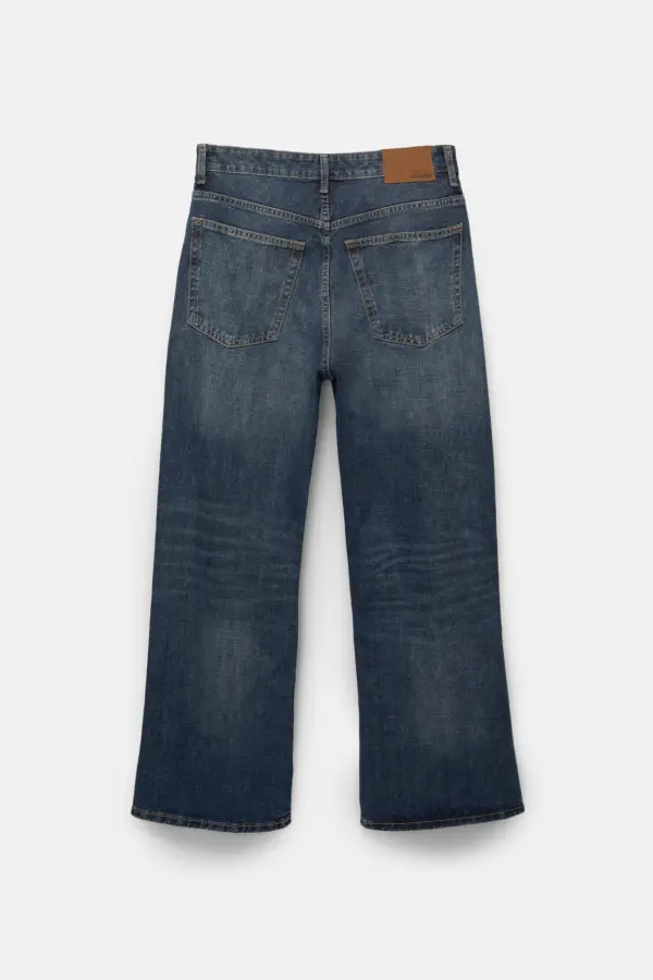 Loose flared jeans