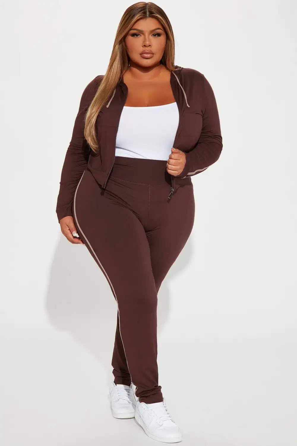 Tennis Courts III Zip Set - Chocolate