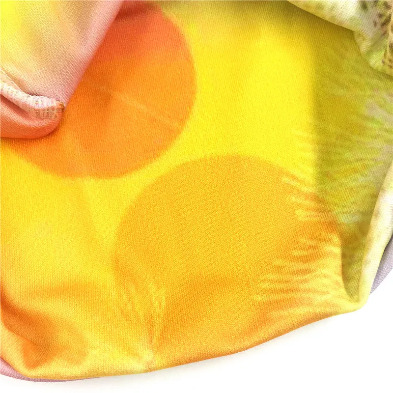 Dandelion With Tie-dyed Gradient Sports Hair Band